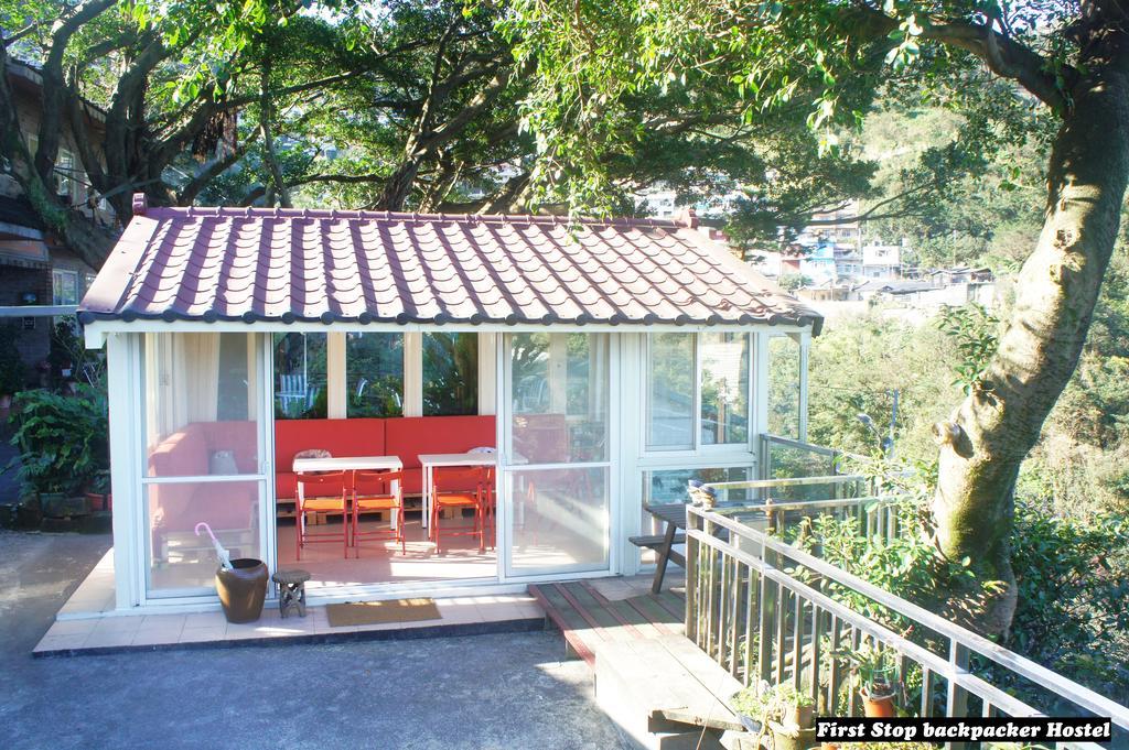 First Stop Backpacker Hostel - Jiufen Extérieur photo